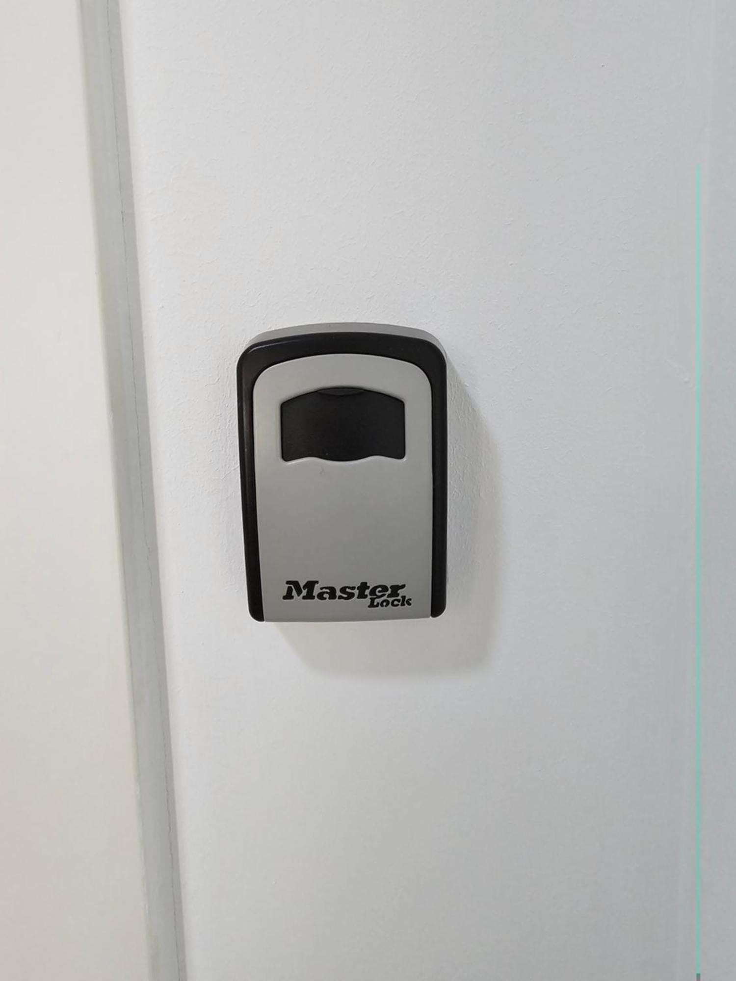 Magnet Residence Condo 1 Self Checkin تيرانا المظهر الخارجي الصورة